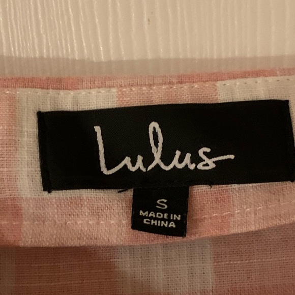 Lulu’s Checkered Summer Crop Top - Picture 3 of 3